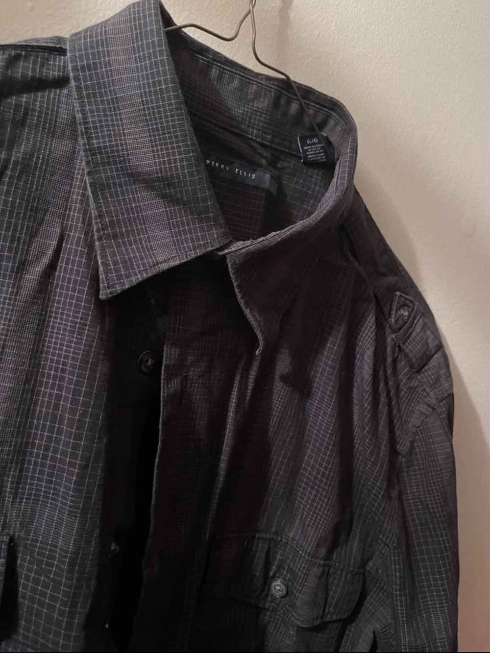 Size L Black grid Button Down Perry Ellis Shirt epaulettes roll up sleeves